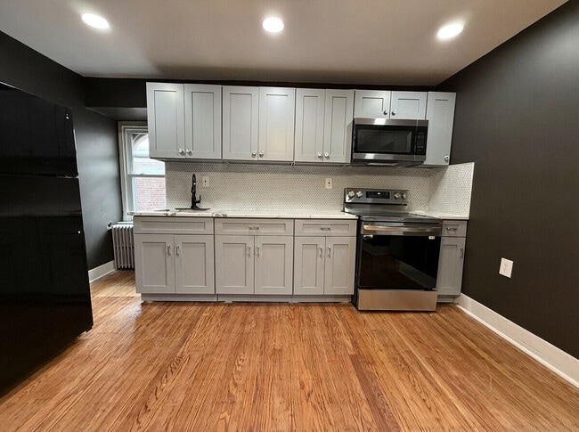 Foto del edificio - 347 Kerlin St