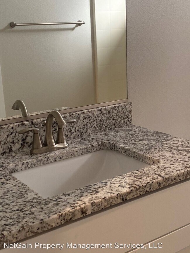 Foto del edificio - 5 br, 3 bath House - 3895 W 1425 N