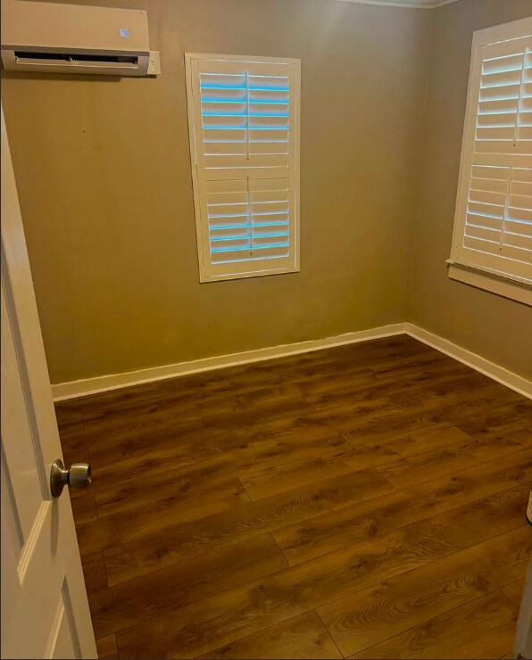 Building Photo - 1120 South St