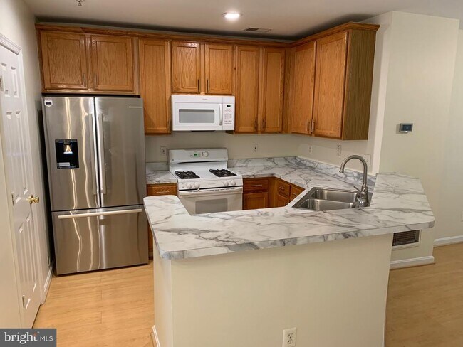 Foto del edificio - 12731 Fair Crest Ct