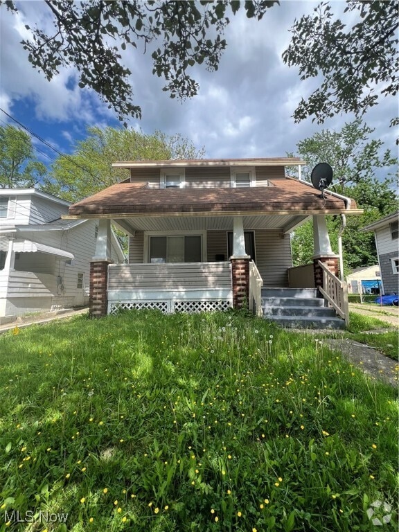 Building Photo - 649 Inman St