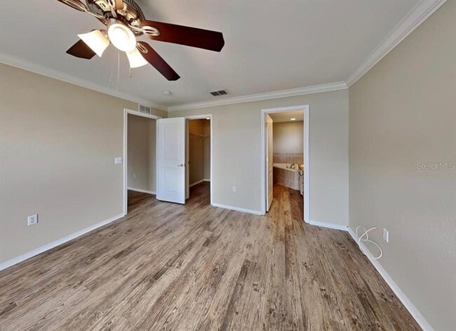 Building Photo - 29251 Crossland Dr