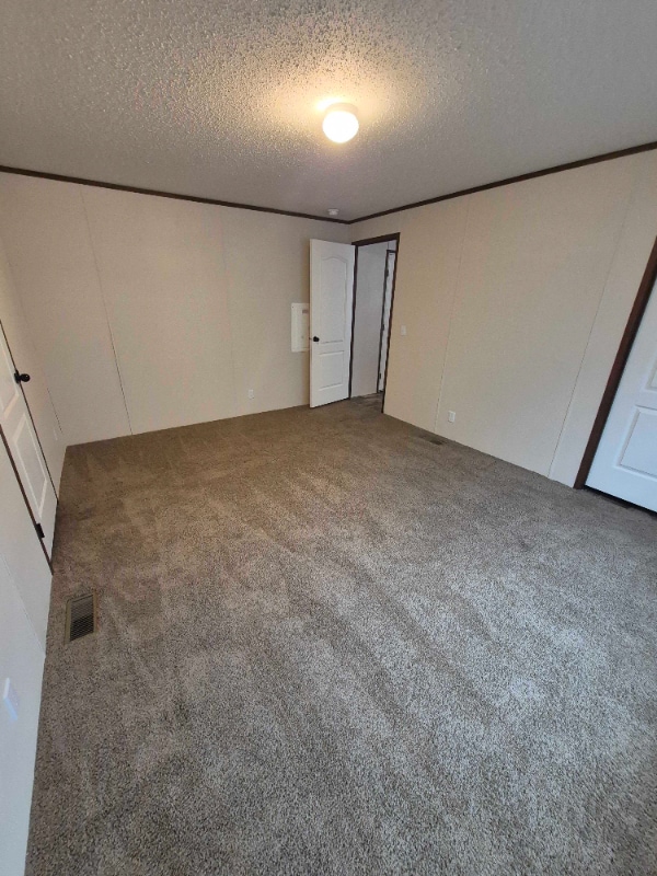 Building Photo - 201 Chamberlin Dr