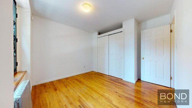 Foto del edificio - 299 E 11th St