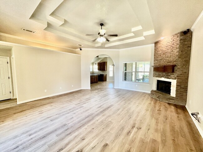 Building Photo - 1012 H K Allen Pkwy