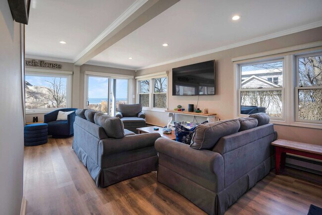 Foto del edificio - 2 Clifton Ave