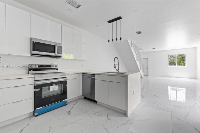Foto del edificio - 2145 NW 4th St