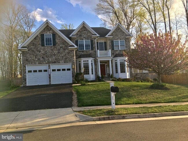 Foto del edificio - 14000 Baneberry Cir