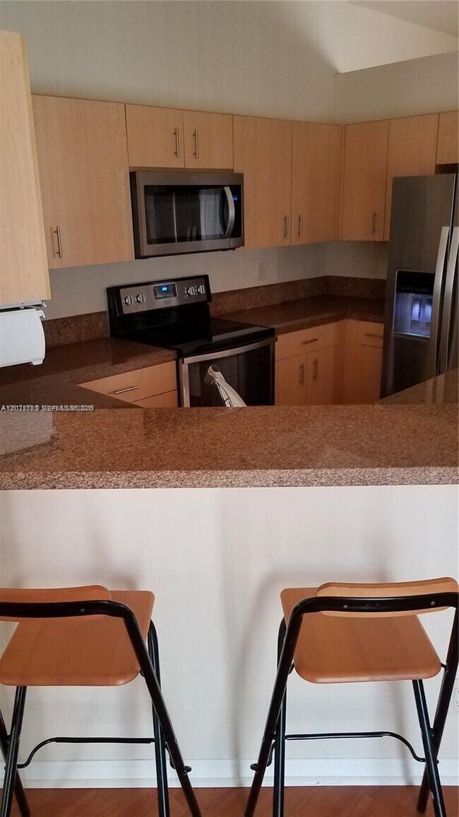 Building Photo - 1440 Canary Island Dr
