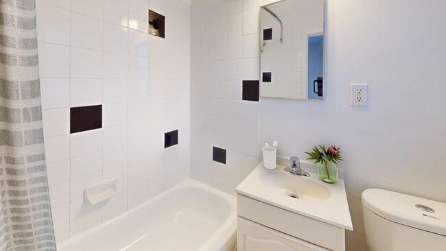 Interior Photo - Arbor Village Hollington