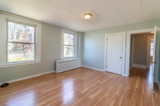 Building Photo - 6055 Jackson St