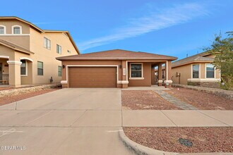 Building Photo - 13134 Kestrel Ave