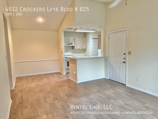 Building Photo - 4032 Crockers Lake Blvd