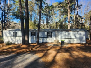 Building Photo - 3645 Crystal Creek Dr