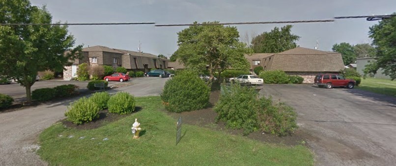Primary Photo - 658 S Roberts Ave