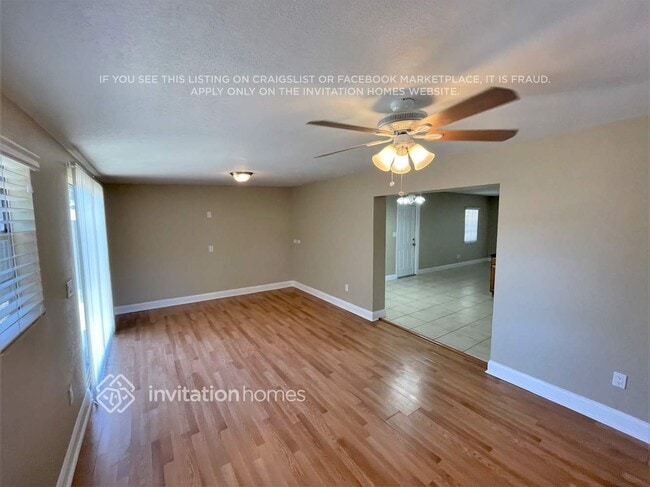 Foto del edificio - 8505 Temple Park Dr