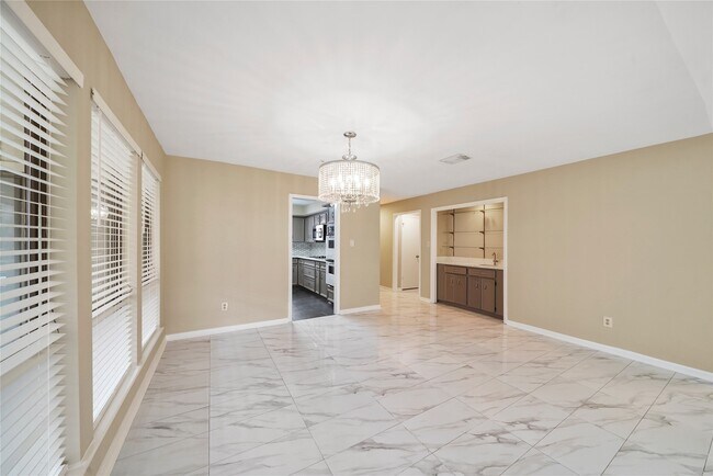 Building Photo - 12719 Ashford Chase Dr