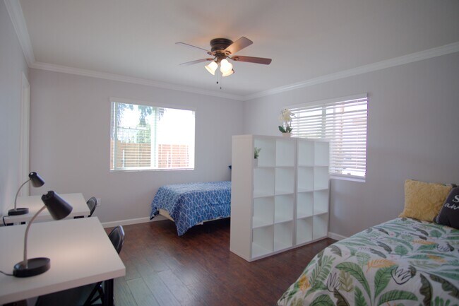 Foto del edificio - 2371 E Jewett St