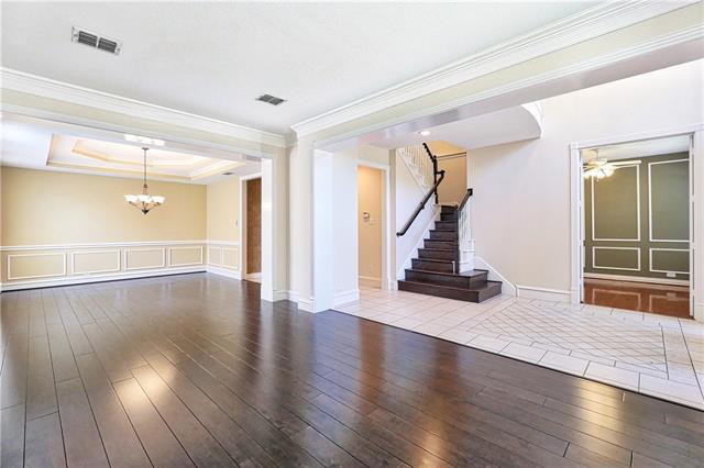 Foto del edificio - 404 Parkwood Ct