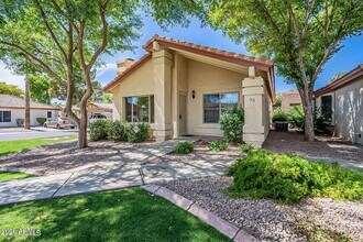 Building Photo - 1120 N Val Vista Dr