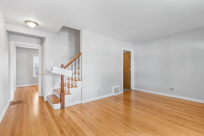 Building Photo - 1004 S Taylor Ave