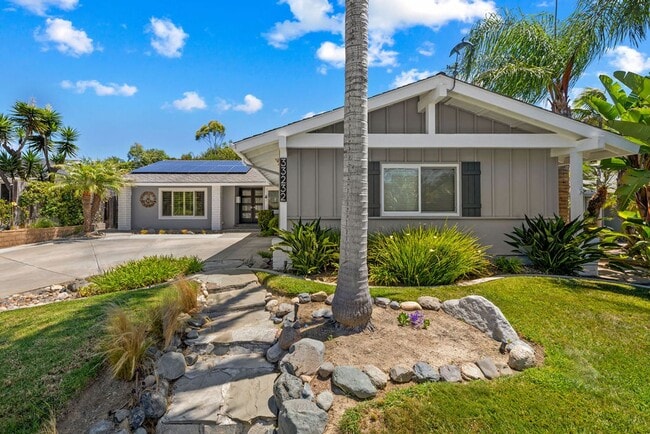 Building Photo - 33232 Sea Bright Dr