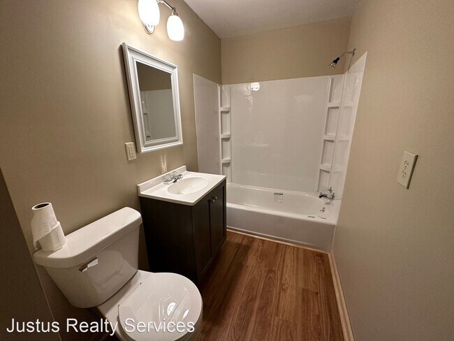 Building Photo - 3 br, 1 bath House - 840 E Roosevelt