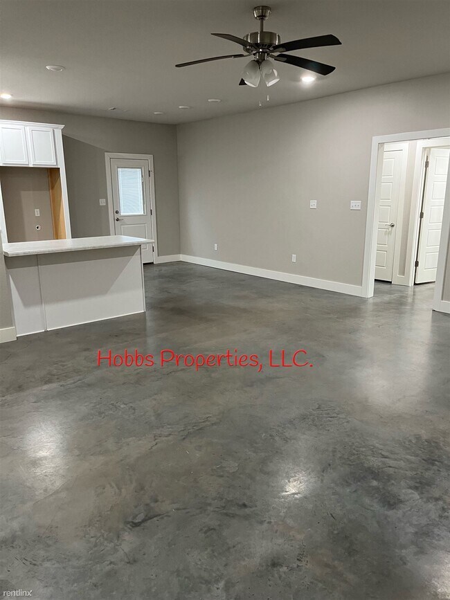 Foto del edificio - 4 br, 2 bath House - 15 Hidden Oak Dr