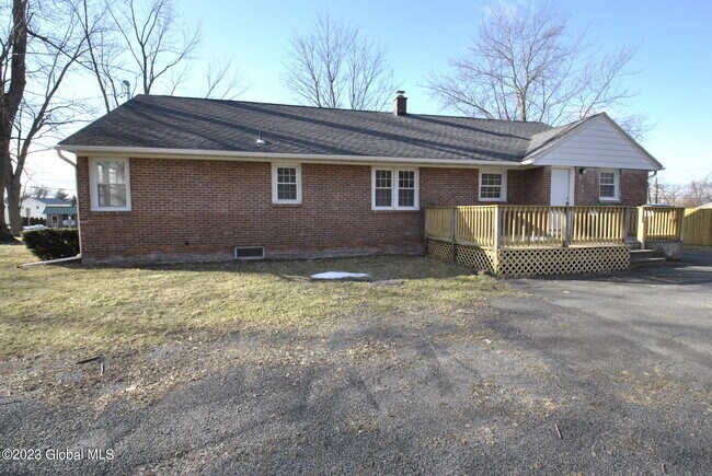 Building Photo - 445 Albany Shaker Rd