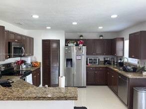 Building Photo - 14804 SW 155th Pl