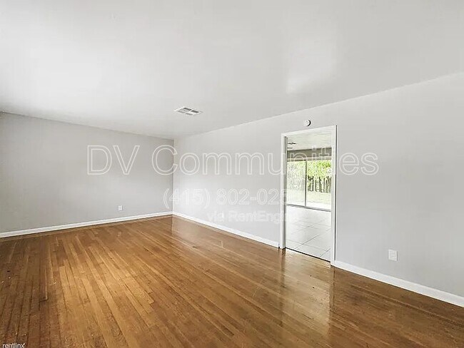 Building Photo - 2930 Wuthering Heights Dr