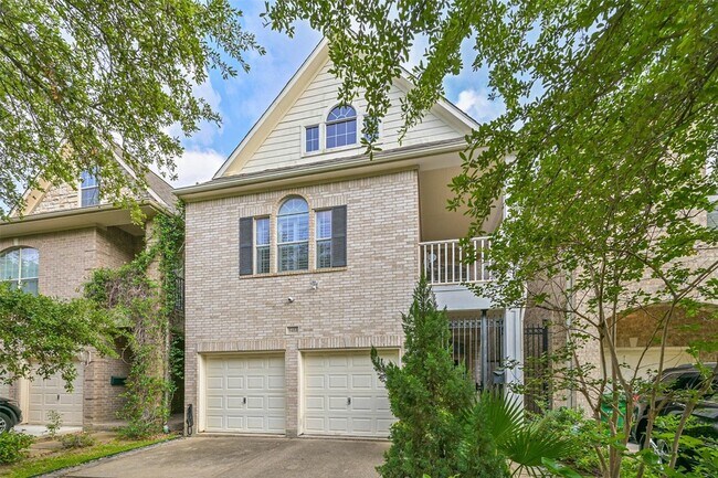 Foto del edificio - 5453 Fairdale Ln