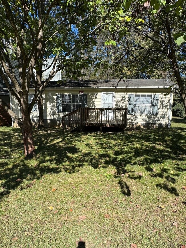 Building Photo - 1505 Ward Ave