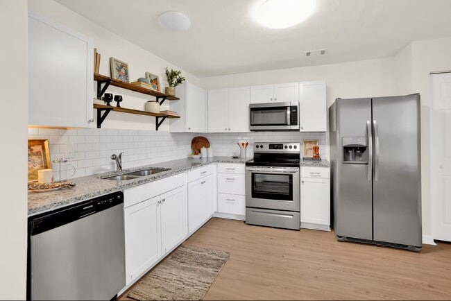 Building Photo - Whispering Trace Apartments