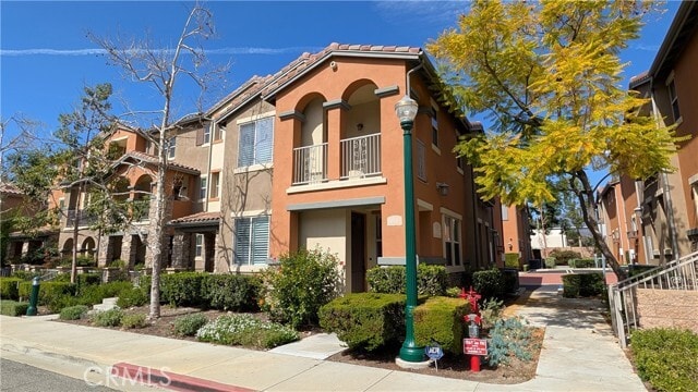 Building Photo - 615 McKenna St