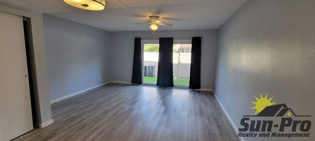 Foto del edificio - 407 Lytle Ave