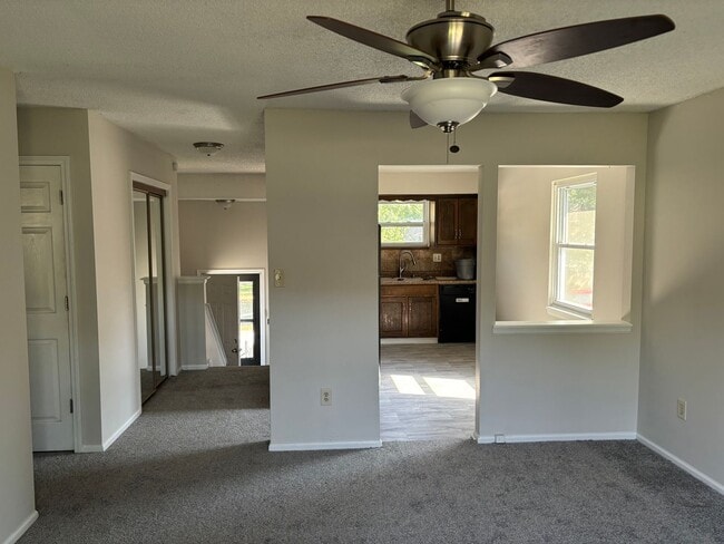 Building Photo - 28th Terrace Duplex