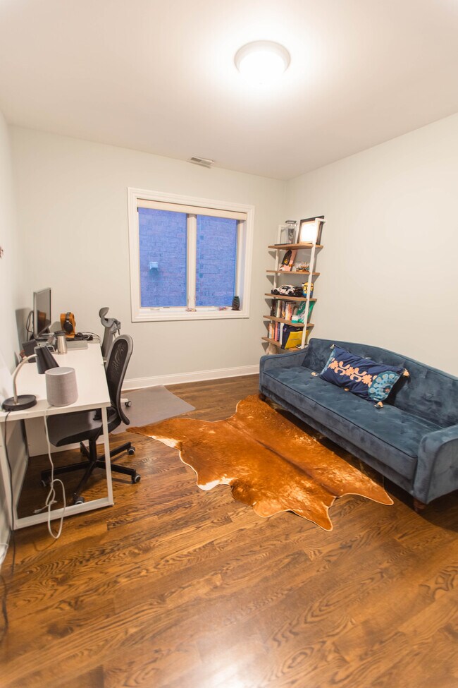 Foto del edificio - 843 W Fletcher St