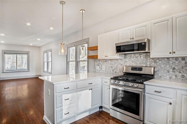 Foto del edificio - 565 W Saratoga St