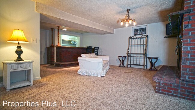 Building Photo - Studio, 1 bath House - 509 7th Street