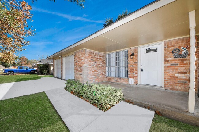 Foto del edificio - 11915 Binghamton Dr