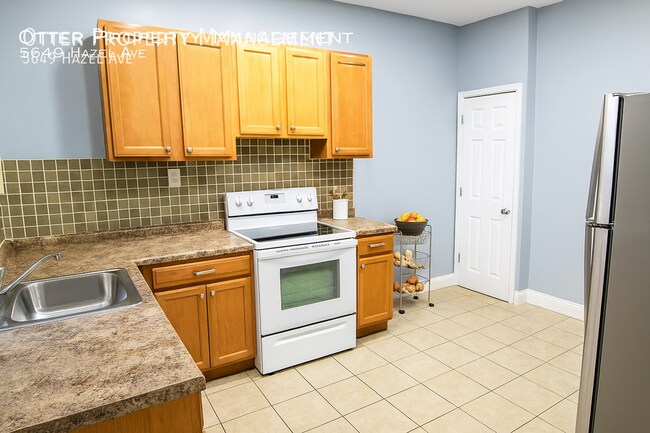 Foto del edificio - 5649 Hazel Ave