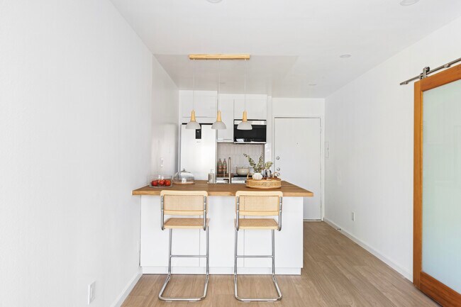 Foto del edificio - 320 S Ardmore Ave