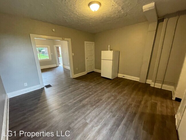 Foto del edificio - 2 br, 1 bath House - 7313 Woodlawn Avenue