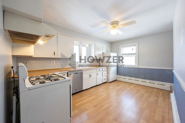 Foto del edificio - 19 Illinois St