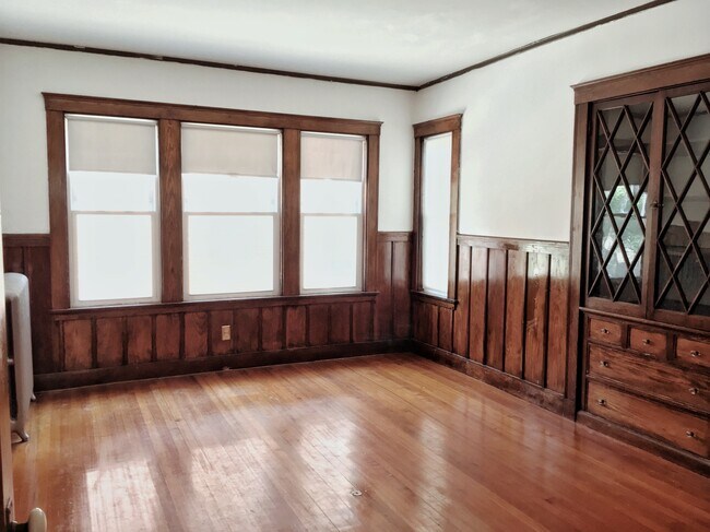 Building Photo - 221 Massachusetts Ave