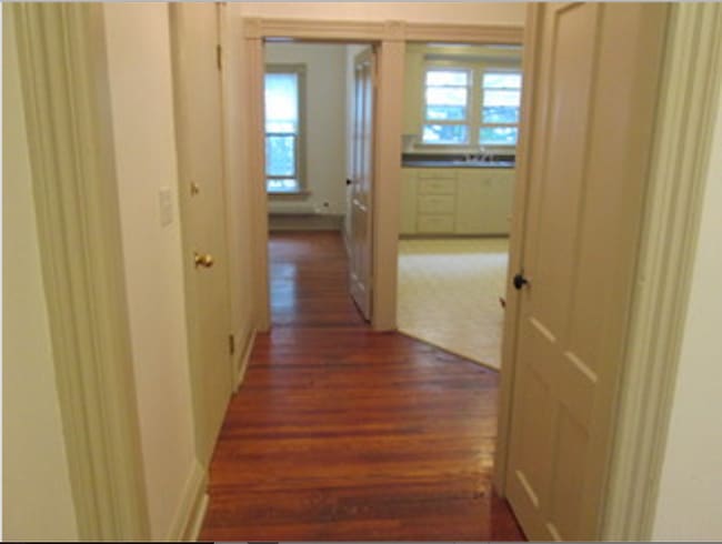 Entrance - 447 S Main St