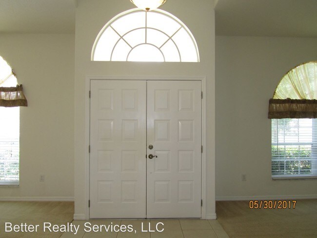 Building Photo - 10105 Londonshire Ln