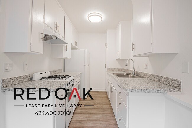 Foto del edificio - 15901 S Vermont Ave