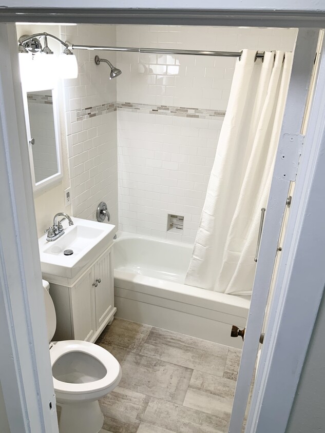 Foto principal - 66 E 39th Ave